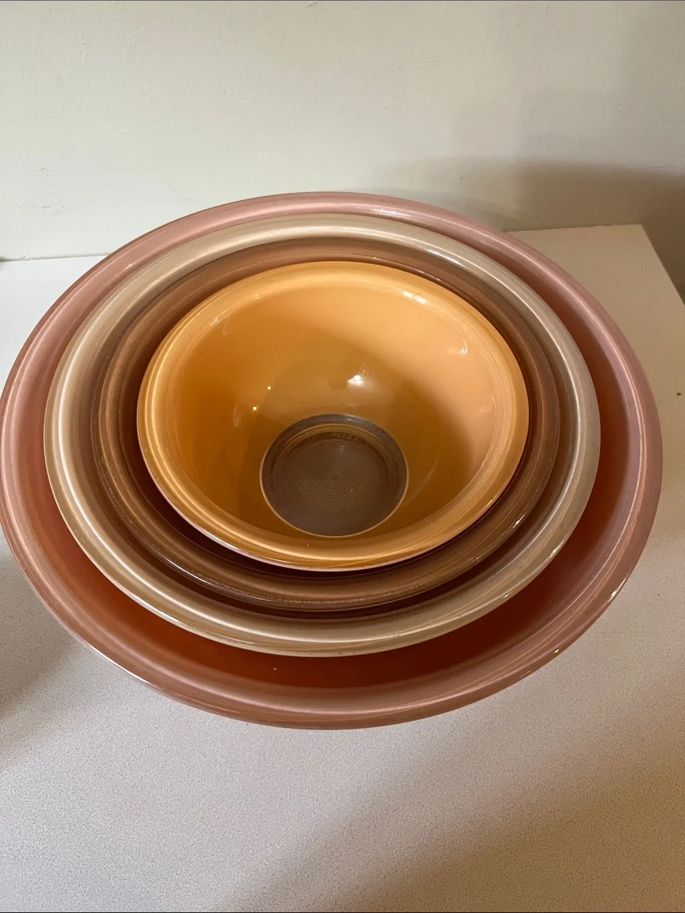Pyrex Autumn rainbow Mixing Bowl nesting set